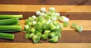 chopped green onion image